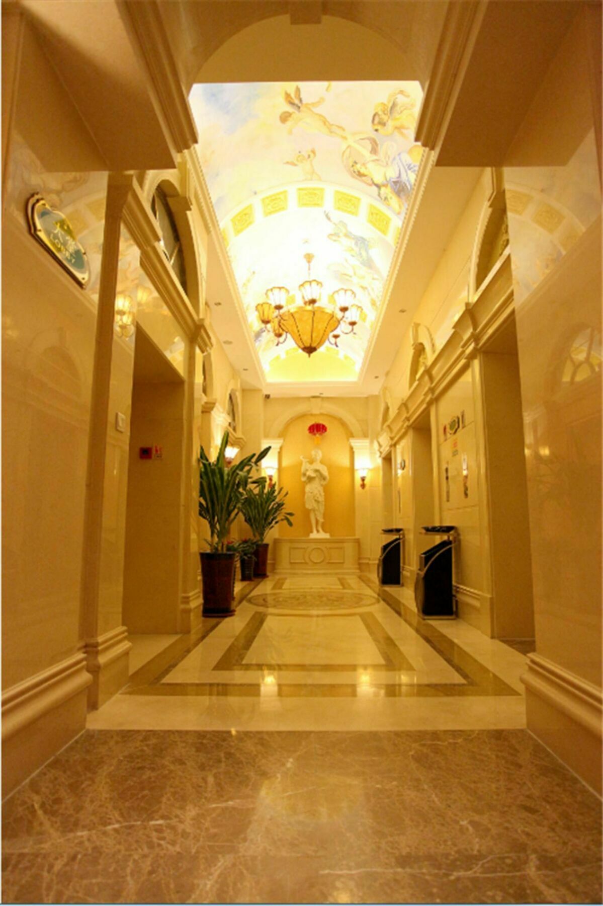 Vienna International Hotel Shenyang Railway Station Esterno foto